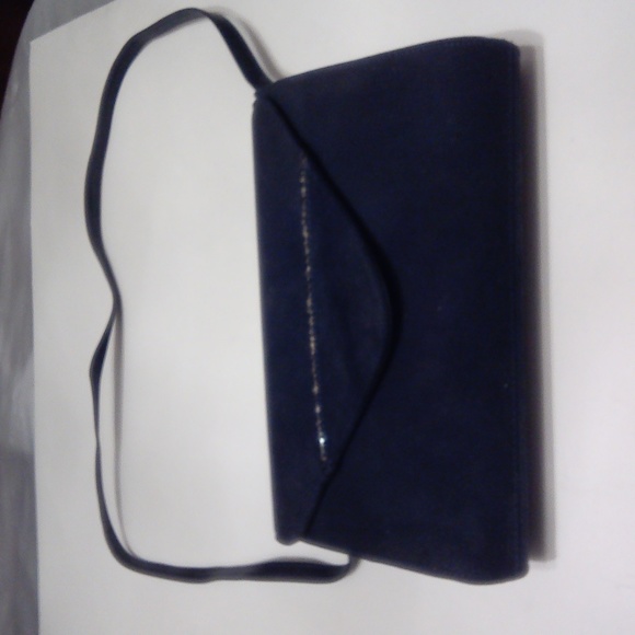 WOMEN'S VALOR NAVY BLUE PURSE - Picture 1 of 6